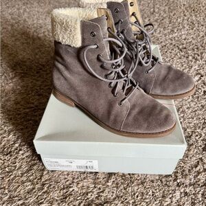 Sole Society Gray Lace Up Boots with Cream Cuff